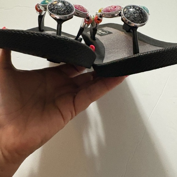 Multicolor Faux Stone Embellished Sandals with Thong Strap. Versatile sandal. - Picture 6 of 12